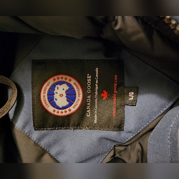 Youth Canada Goose jacket - Picture 4 of 5